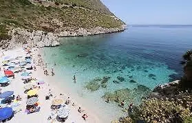 Apartment Casa Vacanze Giani Terrasini Italy