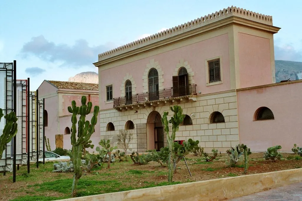 Casa Vacanze Giani Terrasini Italy
